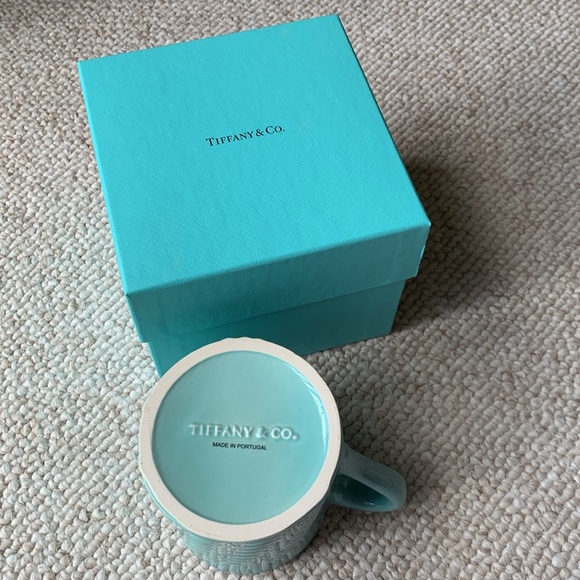 Tiffany & Co. Mug with Tiffany’s Blue Box - Picture 2 of 12